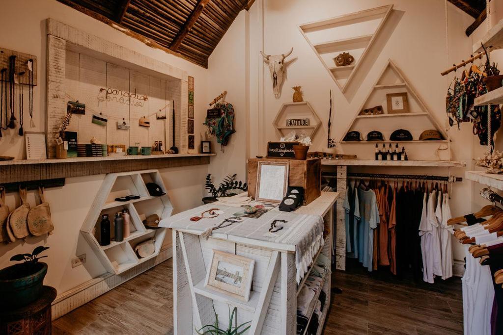 Sansara Surf Yoga & Resort Cambutal Ngoại thất bức ảnh
