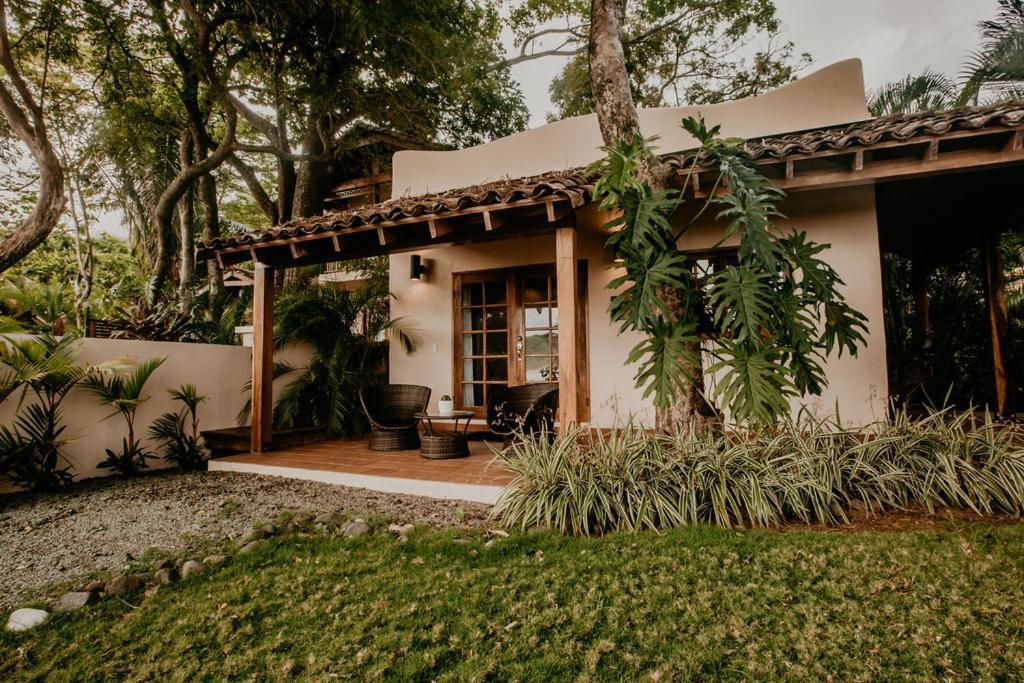 Sansara Surf Yoga & Resort Cambutal Ngoại thất bức ảnh